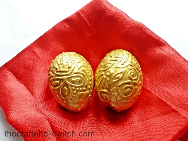 Create Gold Embossed Eggs 1 20140428 104022 - Create Gold Embossed Eggs