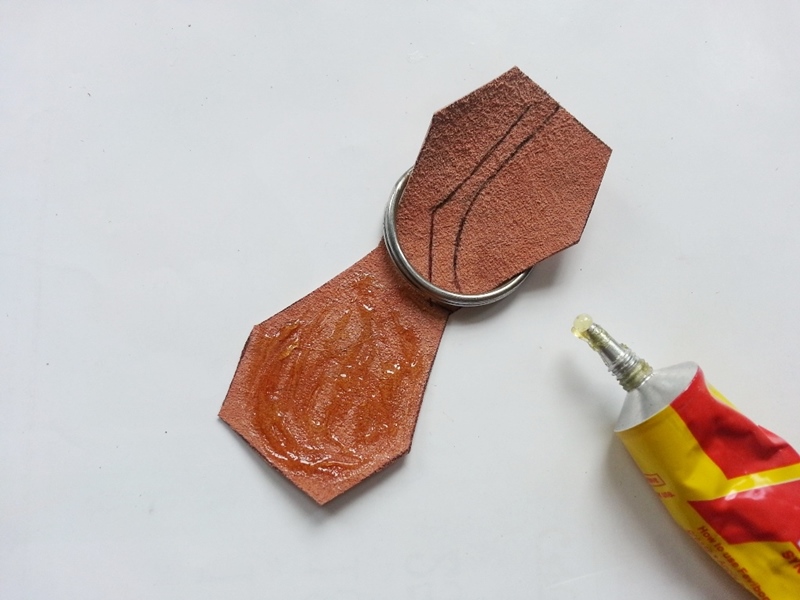 Create Simple Leather Key-fob 5 20151007 113334 - Create Simple Leather Key-fob