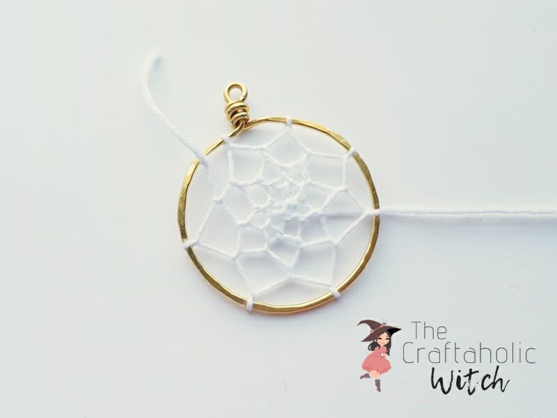 DIY Dreamcatcher Pendant 9 DIY Dreamcatcher Pendants