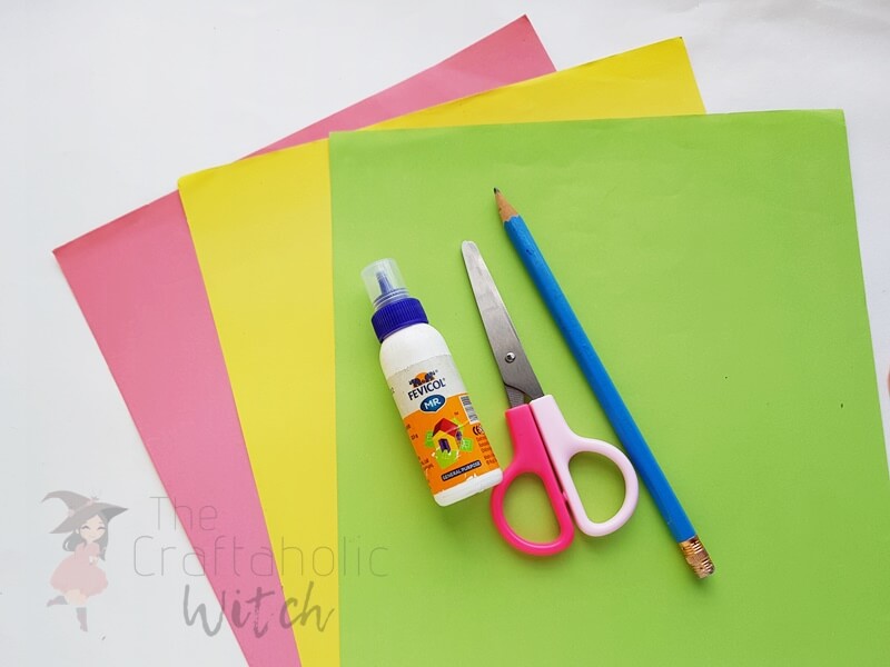 How to Make Pretty Paper Lilies (+ Free Printable Template) 3 supplies to craft water lily