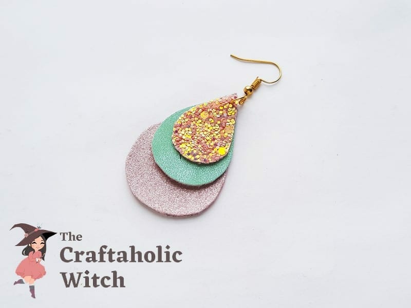 Attaching the Earring Hook