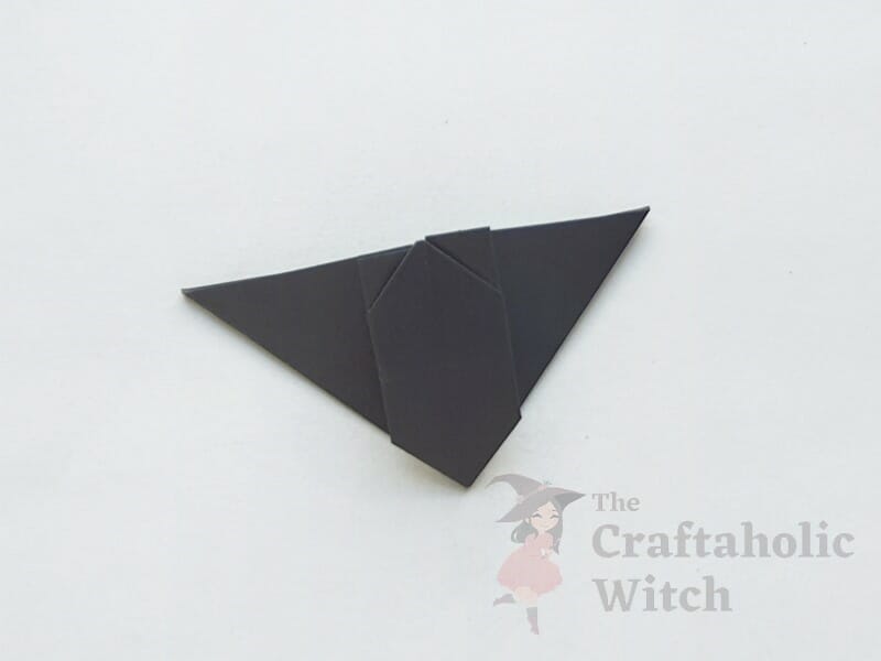 Prepare the Right Flap of paper bat Prepare the Right Flap of paper bat