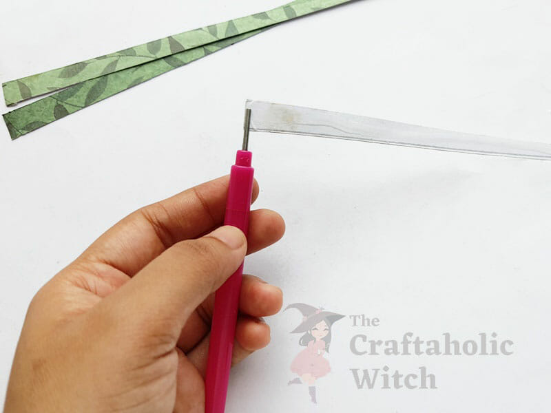 making  paper beads step 4