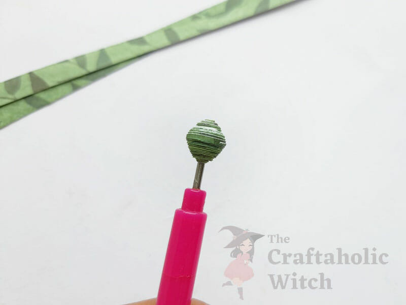 making  paper beads step 7