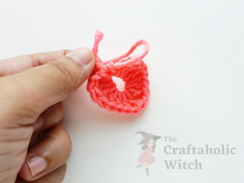 close the center hole step 10: close the center hole