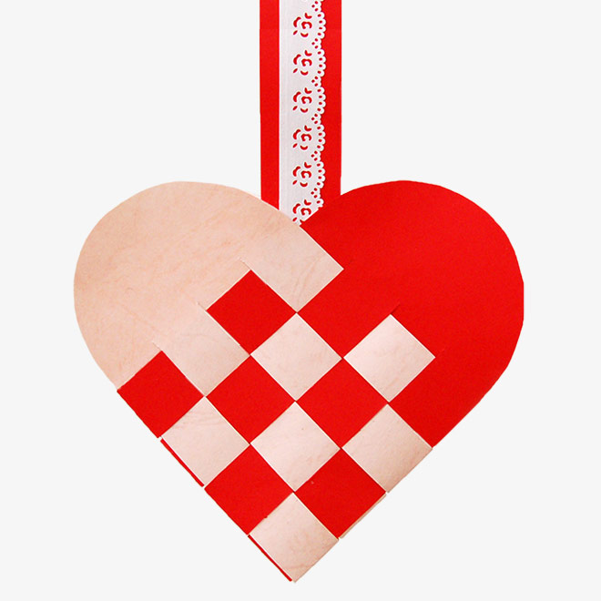 18 Best DIY Construction Paper Crafts (With Full Tutorials) 19 Woven construction paper heart shaped basket with a handle