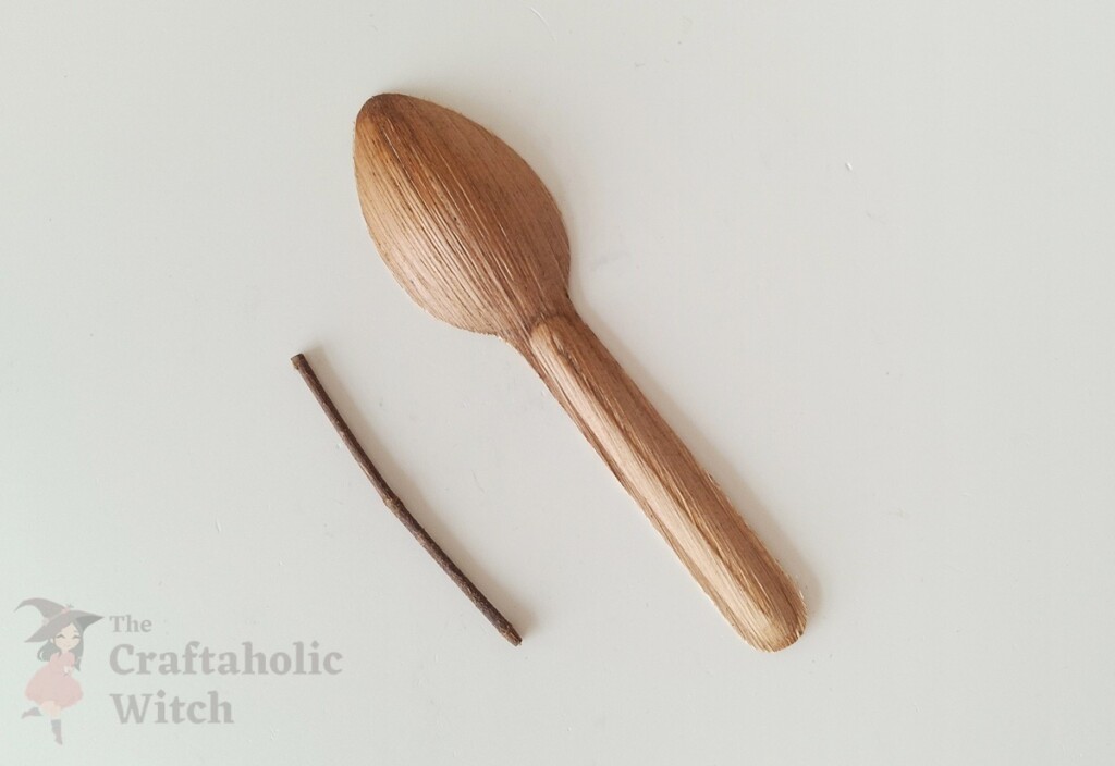 Spoon Witch Craft Steps 2 - DIY Recycled Spoon Witch for Halloween (Free Template Included!)