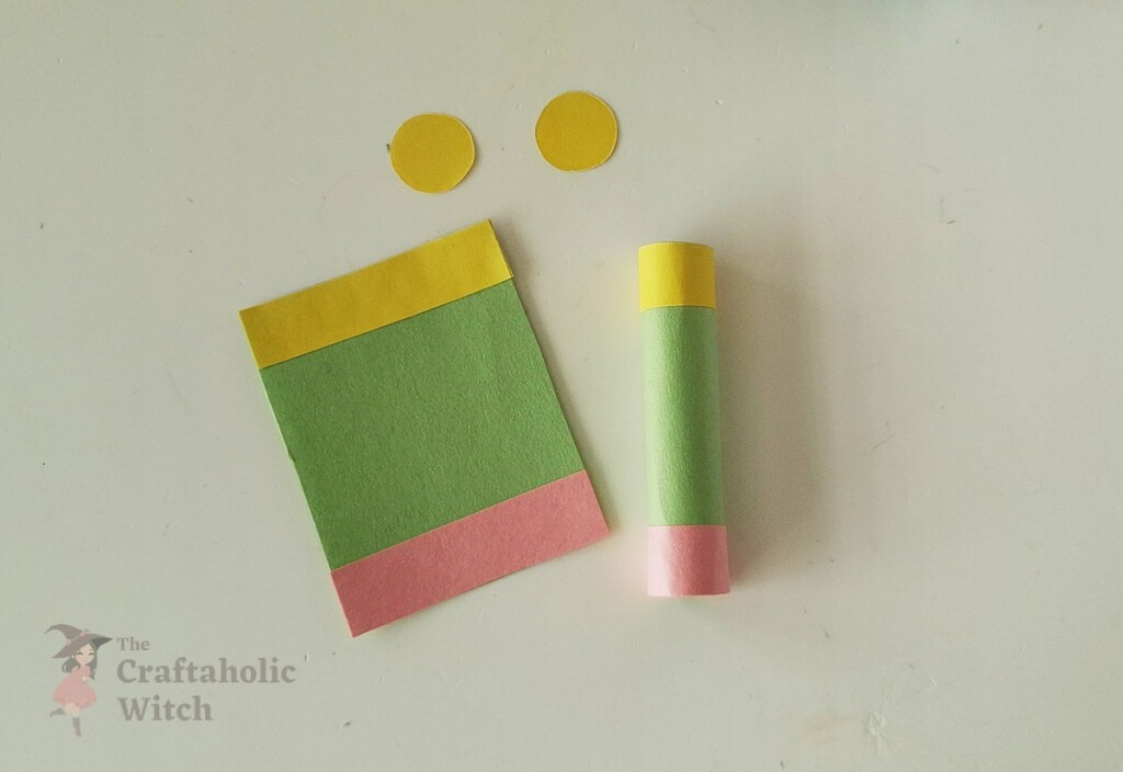 How to Make a Paper Nutcracker Doll (Free Template + Video Tutorial) 14 Step 13: Build the Arms and Hands