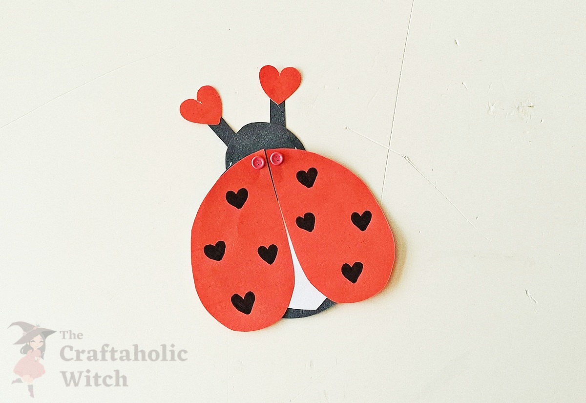 Easy Valentine's Day Ladybug Card with Sliding Heart Wings (free ...