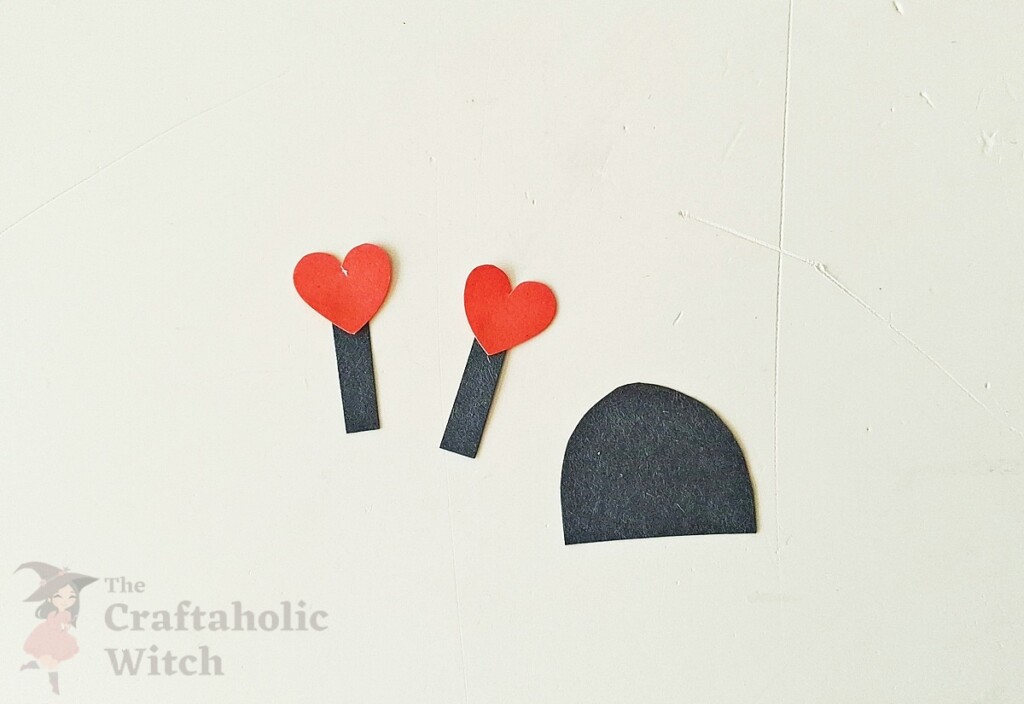 Easy Valentine's Day Ladybug Card with Sliding Heart Wings (free Template) 5 Ladybug Craft Steps 3 1 - Easy Valentine's Day Ladybug Card with Sliding Heart Wings (free Template)