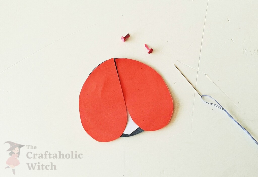 Easy Valentine's Day Ladybug Card with Sliding Heart Wings (free Template) 8 Ladybug Craft Steps 6 1 - Easy Valentine's Day Ladybug Card with Sliding Heart Wings (free Template)