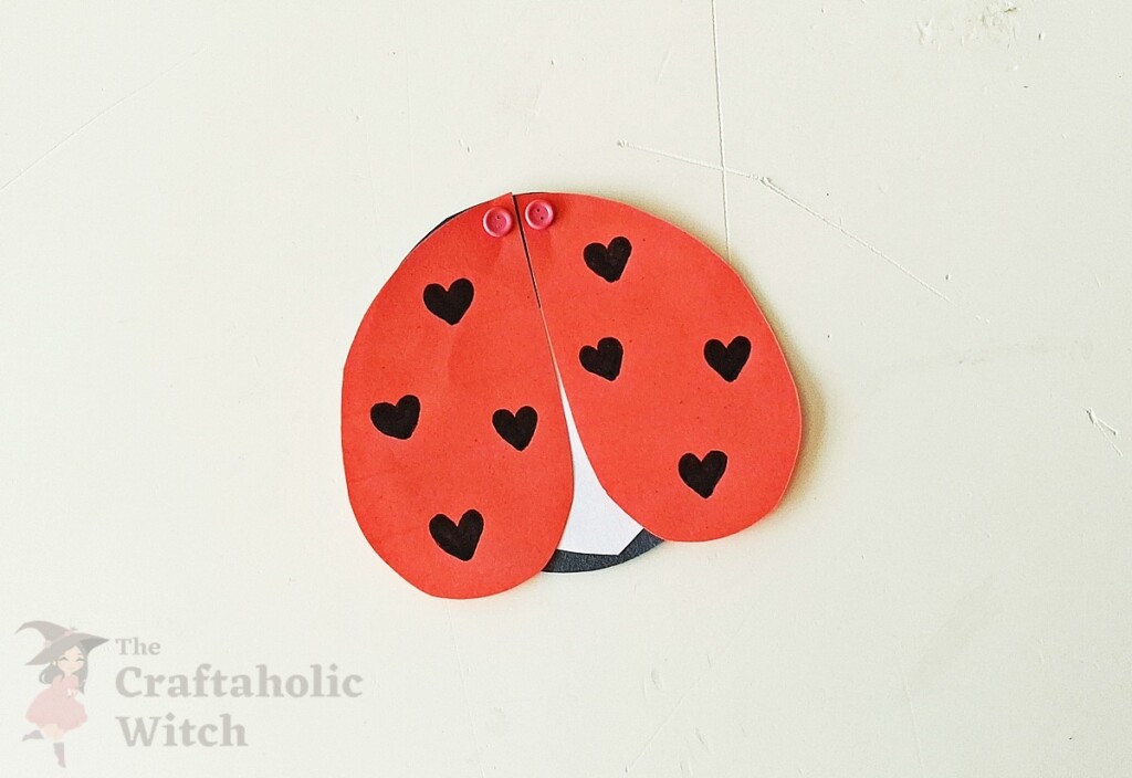 Easy Valentine's Day Ladybug Card with Sliding Heart Wings (free Template) 10 Ladybug Craft Steps 8 1 - Easy Valentine's Day Ladybug Card with Sliding Heart Wings (free Template)