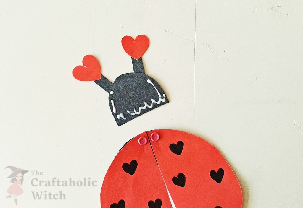 Easy Valentine's Day Ladybug Card with Sliding Heart Wings (free Template) 11 Ladybug Craft Steps 9 1 - Easy Valentine's Day Ladybug Card with Sliding Heart Wings (free Template)