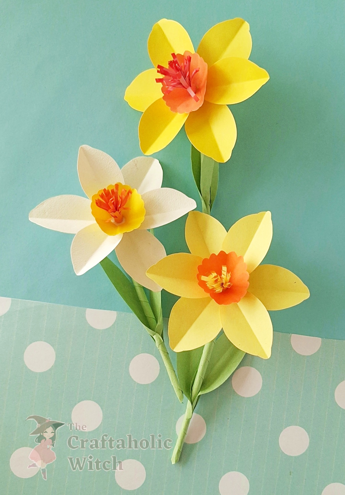 How to Make Paper Daffodils (Free Template + Video Tutorial) 2 Papercraft Daffodil Long Image 2 - How to Make Paper Daffodils (Free Template + Video Tutorial)