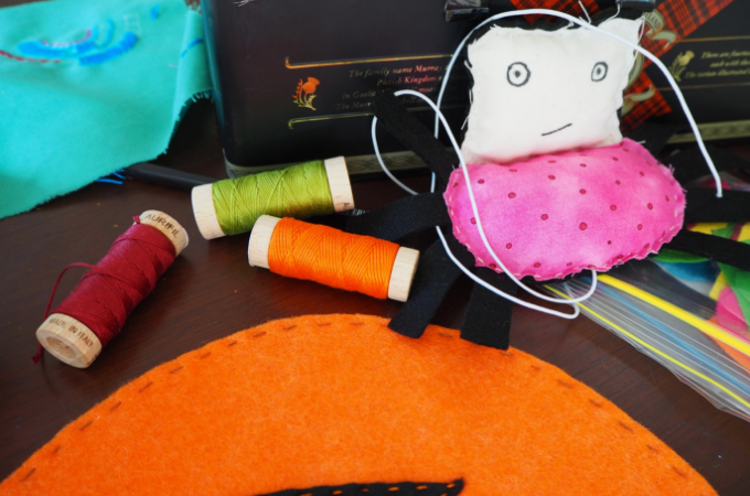 Felt spider softie: hand sewn weighted spider plush for Halloween