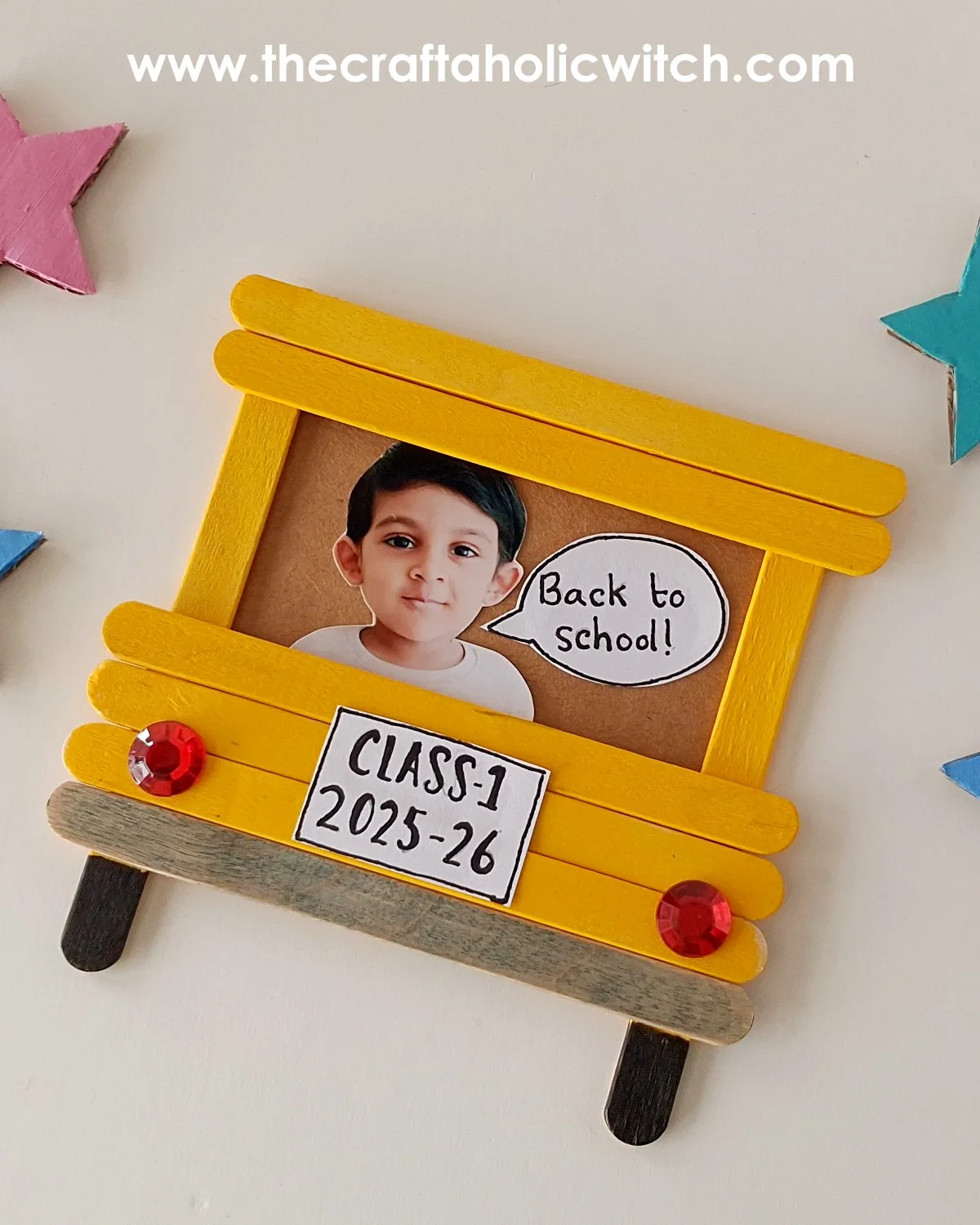 Popsicle stick school bus photo frame craft Popsicle stick school bus photo frame craft for kids